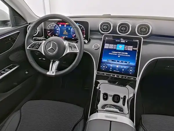 MERCEDES-BENZ C 200 d T (6/10)
