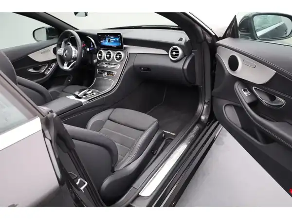 MERCEDES-BENZ C 200 Cabrio (13/24)