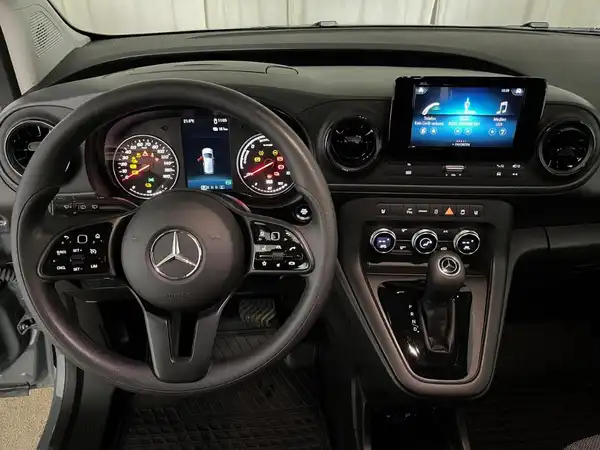 MERCEDES-BENZ eCitan Tourer PRO Standard (11/24)