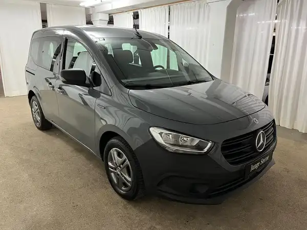 MERCEDES-BENZ eCitan Tourer PRO Standard (4/24)