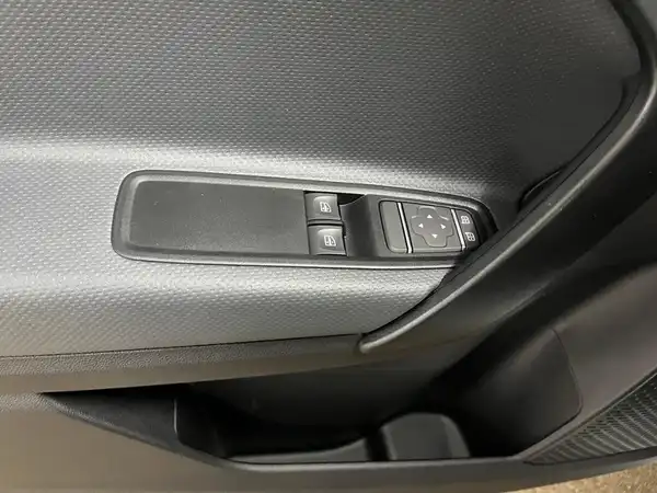 MERCEDES-BENZ eCitan (17/19)