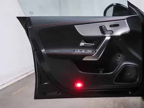 MERCEDES-BENZ CLA 35 4M AMG (11/11)