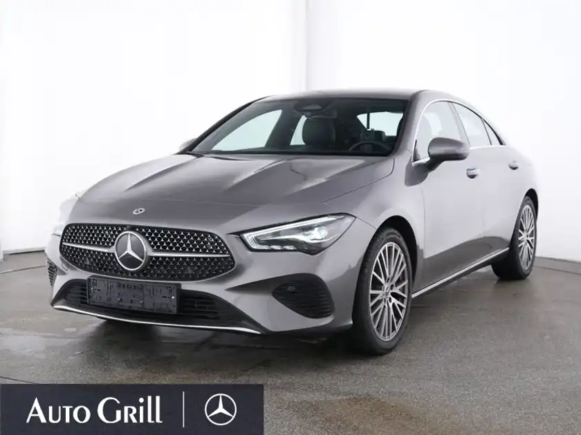 MERCEDES-BENZ CLA 180 (1/9)