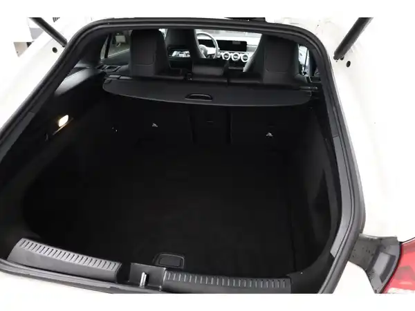 MERCEDES-BENZ CLA 250 4M SB (22/24)