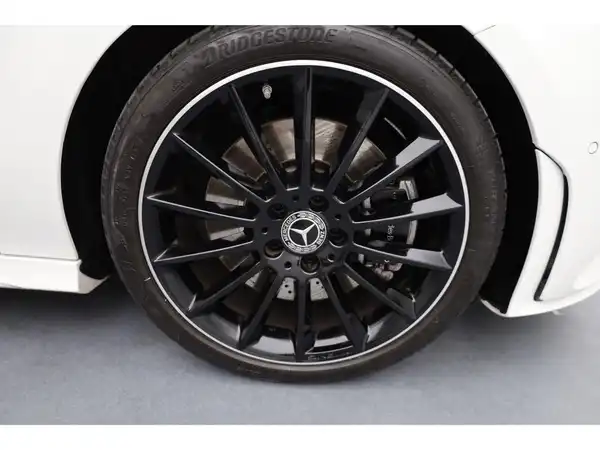 MERCEDES-BENZ CLA 250 4M SB (23/24)