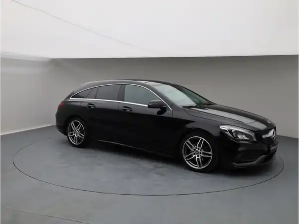 MERCEDES-BENZ CLA 200 SB (7/23)