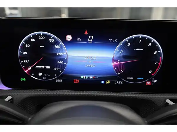 MERCEDES-BENZ CLA 35 4M (16/27)