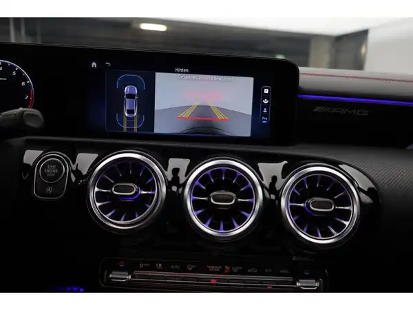 MERCEDES-BENZ CLA 35 4M (20/27)