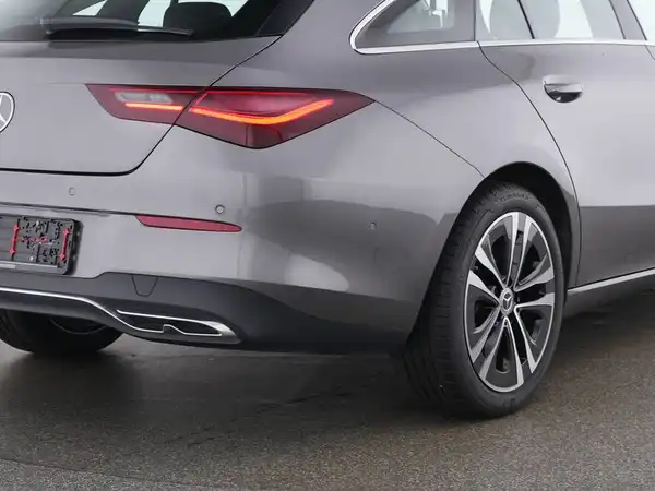 MERCEDES-BENZ CLA 180 SB (5/10)
