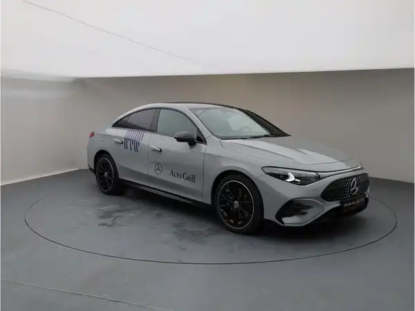 MERCEDES-BENZ CLA 350 4M (8/22)