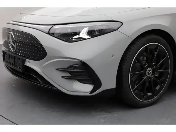MERCEDES-BENZ CLA 350 4M (10/22)