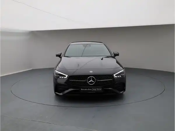 MERCEDES-BENZ CLA 180 (8/10)