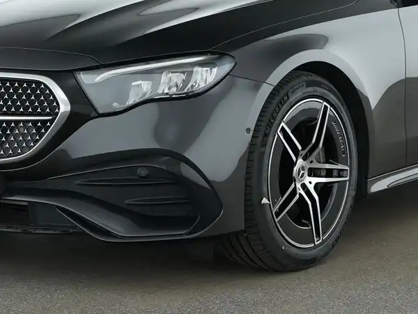 MERCEDES-BENZ E 220 T d (3/9)