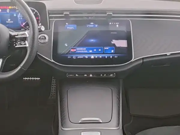 MERCEDES-BENZ E 220 T d (5/9)