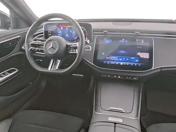 MERCEDES-BENZ E 220 T d (6/9)