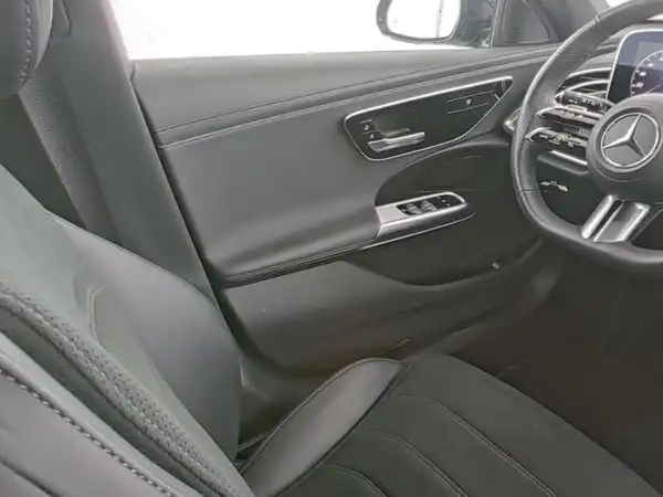 MERCEDES-BENZ E 220 T d (9/9)