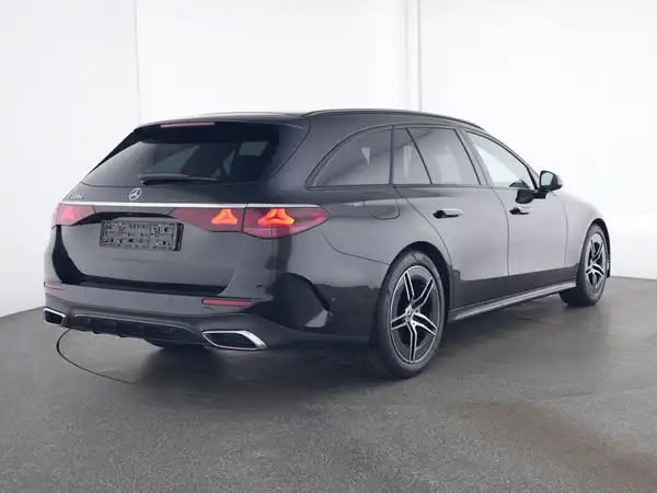 MERCEDES-BENZ E 220 T d (3/10)
