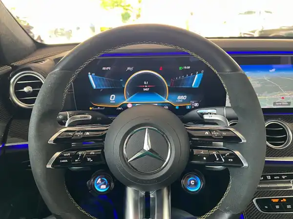 MERCEDES-BENZ E 63 T S 4M+ (16/28)
