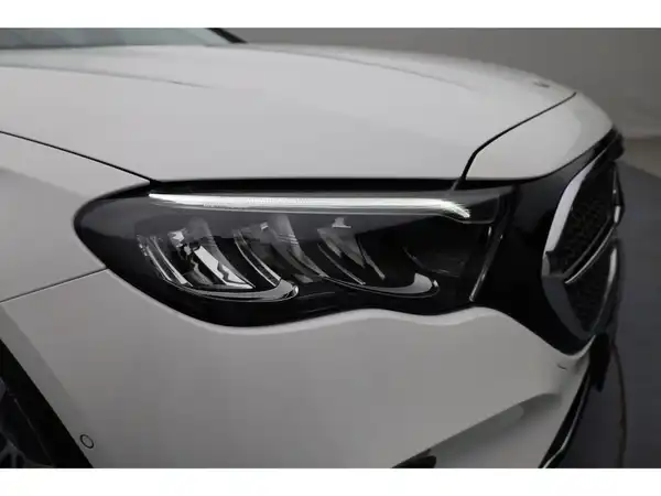 MERCEDES-BENZ E 220 d (23/23)