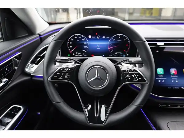 MERCEDES-BENZ E 450 d 4M (15/28)