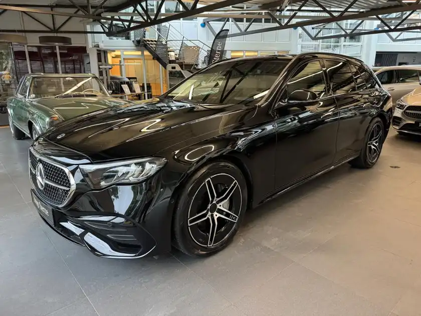 MERCEDES-BENZ E 200 T 4M (1/19)