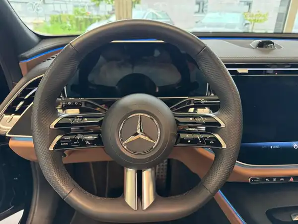 MERCEDES-BENZ E 200 T 4M (15/19)