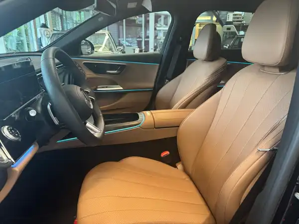 MERCEDES-BENZ E 200 T 4M (6/19)