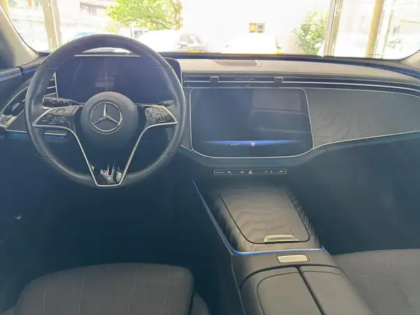 MERCEDES-BENZ E 220 T d (14/18)