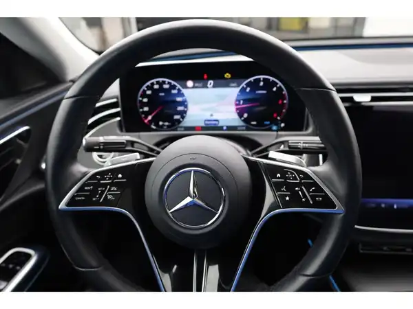 MERCEDES-BENZ E 220 d (11/19)
