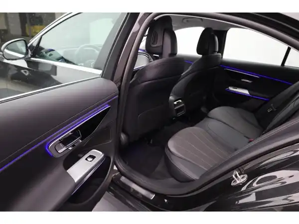 MERCEDES-BENZ E 220 d (12/28)