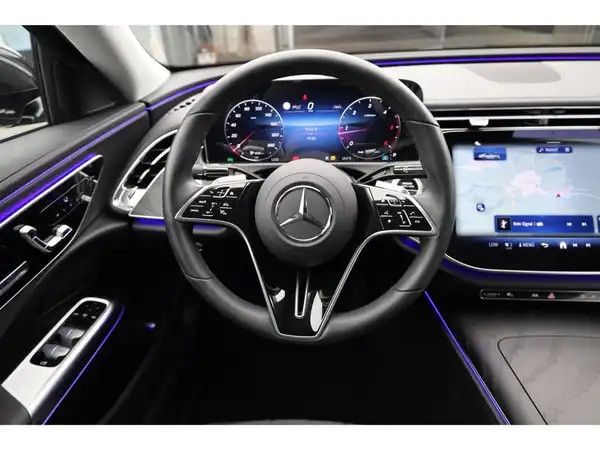 MERCEDES-BENZ E 220 d (15/28)