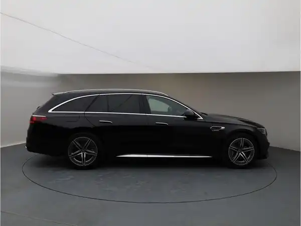 MERCEDES-BENZ E 53 T Hybrid 4M+ (6/20)