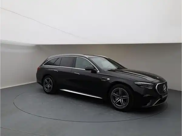 MERCEDES-BENZ E 53 T Hybrid 4M+ (7/20)