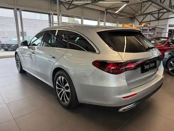 MERCEDES-BENZ E 220 d T (3/19)