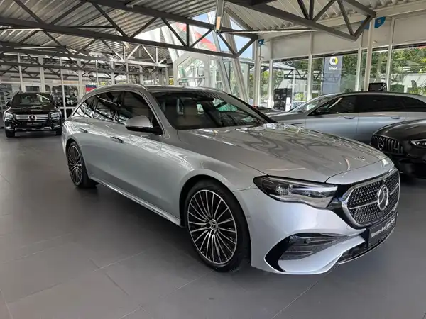 MERCEDES-BENZ E 450 T d 4M (6/23)