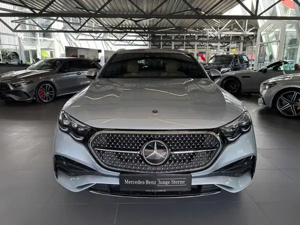 MERCEDES-BENZ E 450 T d 4M (7/23)