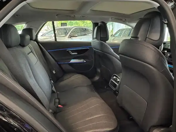 MERCEDES-BENZ E 220 T d 4M (14/23)