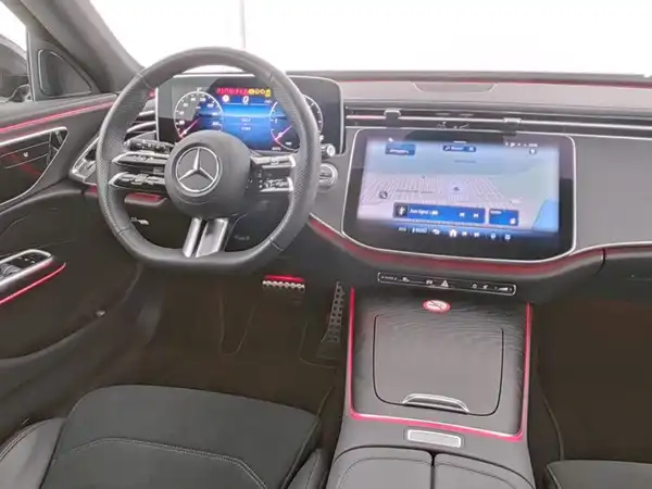 MERCEDES-BENZ E 220 T d (7/10)