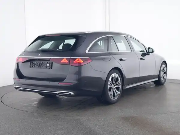 MERCEDES-BENZ E 220 T d (3/10)