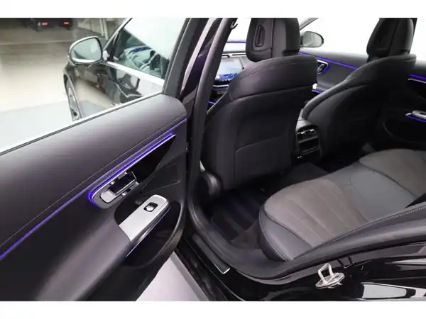 MERCEDES-BENZ E 220 T d (12/28)