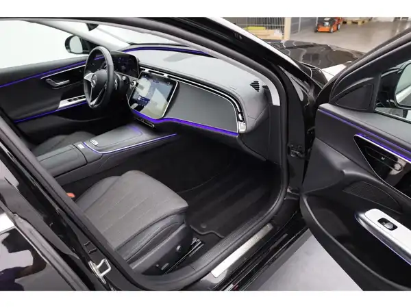 MERCEDES-BENZ E 220 T d (13/28)