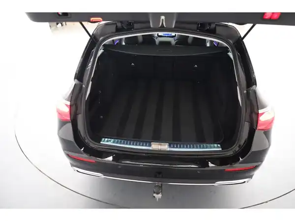 MERCEDES-BENZ E 220 T d (27/28)