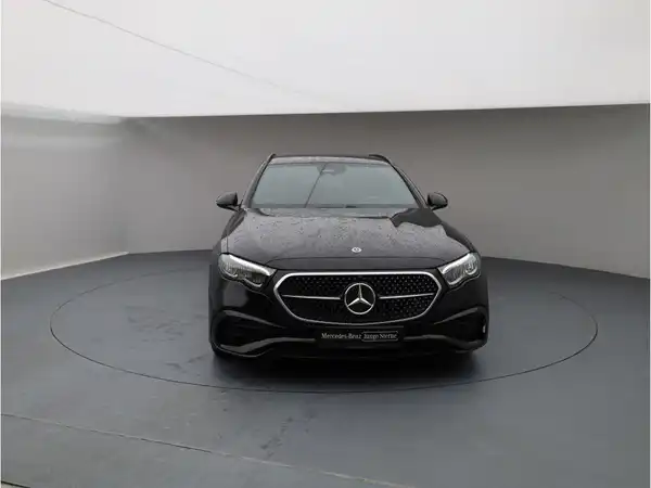 MERCEDES-BENZ E 220 T d (9/25)