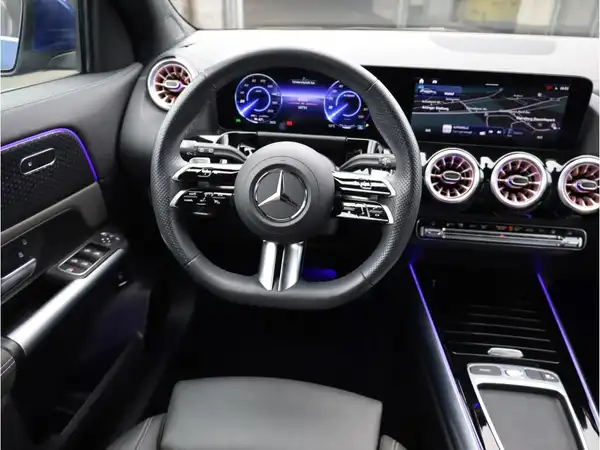 MERCEDES-BENZ EQA 250 (15/27)