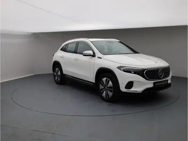 MERCEDES-BENZ EQA 250 (7/25)