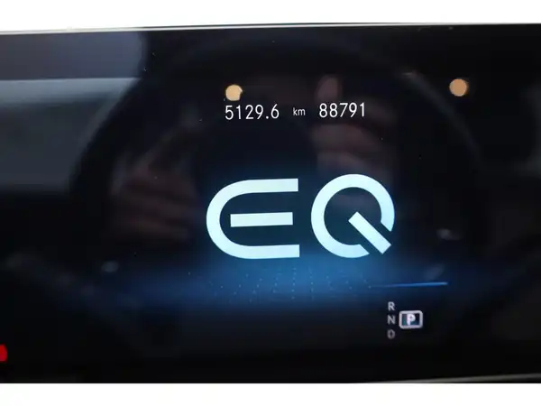 MERCEDES-BENZ EQA 250 (10/25)