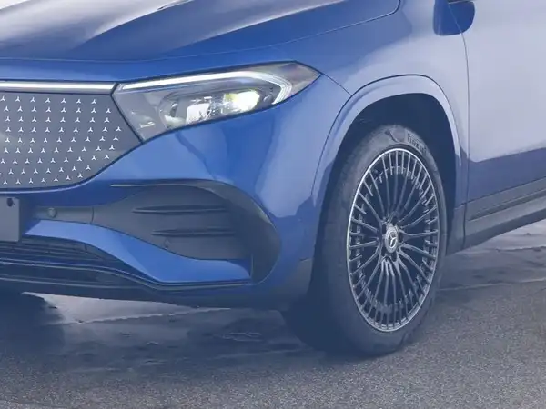 MERCEDES-BENZ EQA 350 4M (4/10)