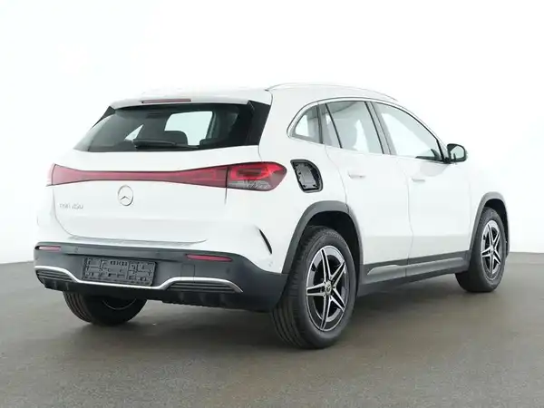MERCEDES-BENZ EQA 250 (3/10)