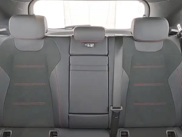 MERCEDES-BENZ EQA 250 (9/10)
