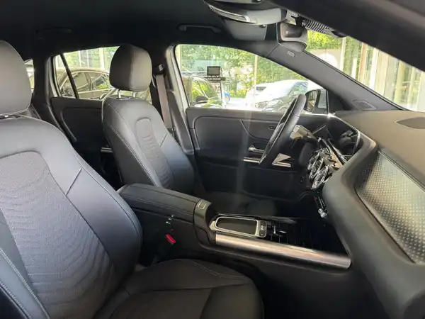MERCEDES-BENZ EQA 350 4M (14/19)